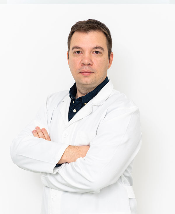 Dr Nemanja Pejaković